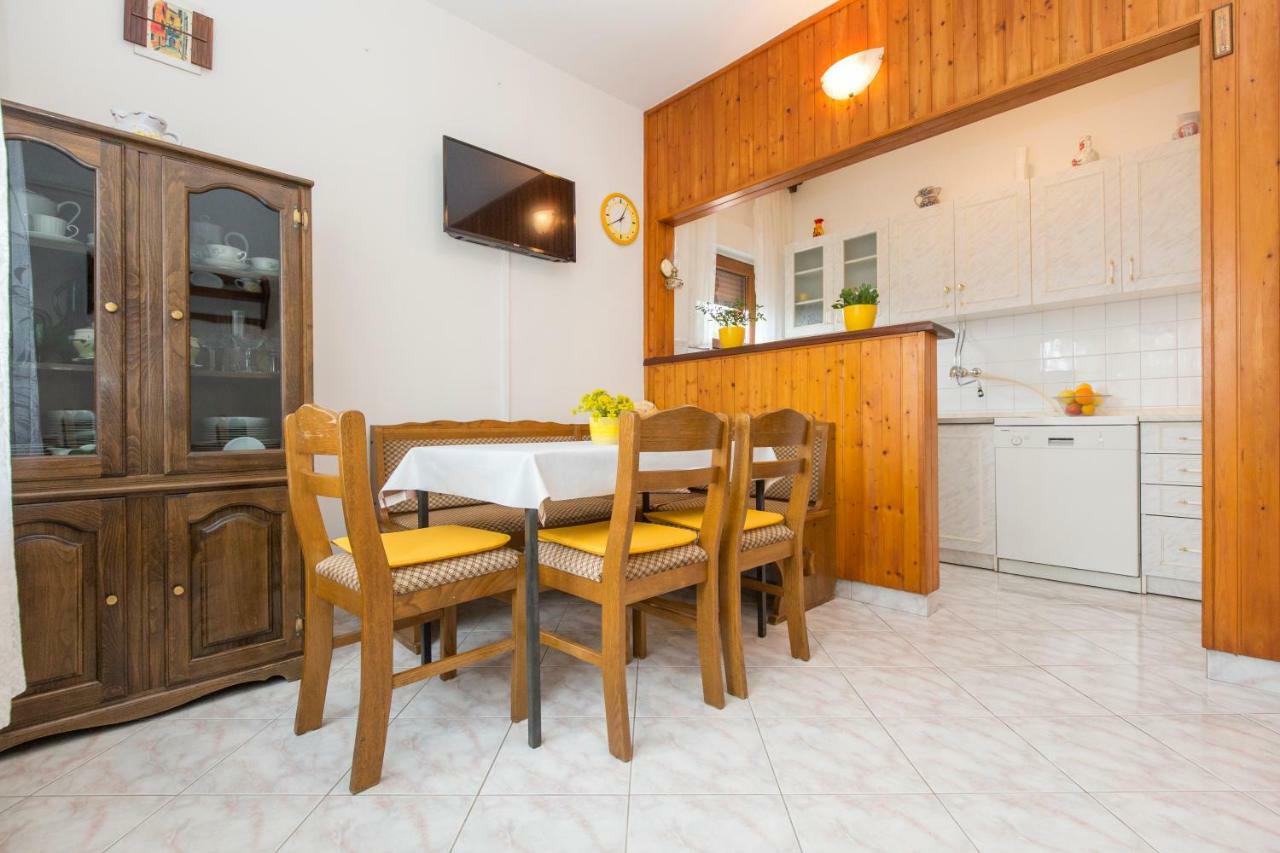 Apartman Branka Labin  Buitenkant foto