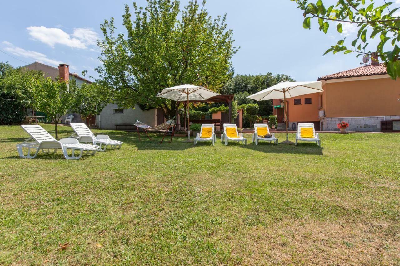 Apartman Branka Labin  Buitenkant foto