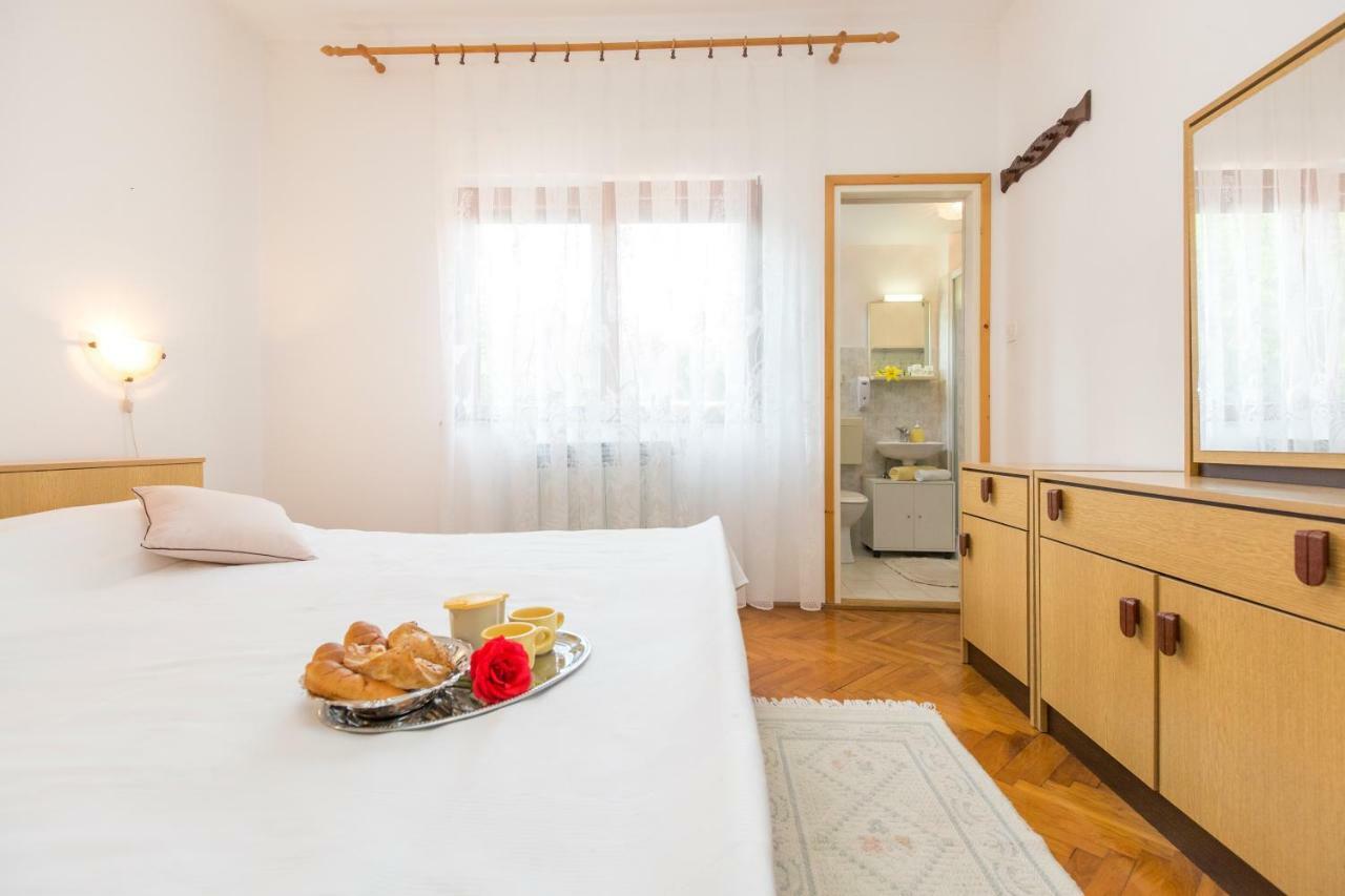 Apartman Branka Labin  Buitenkant foto