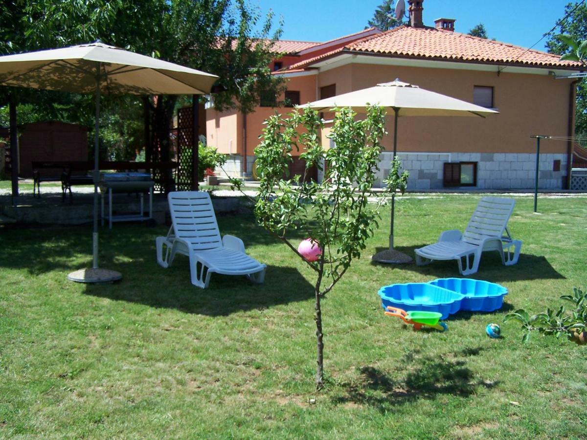 Apartman Branka Labin  Buitenkant foto